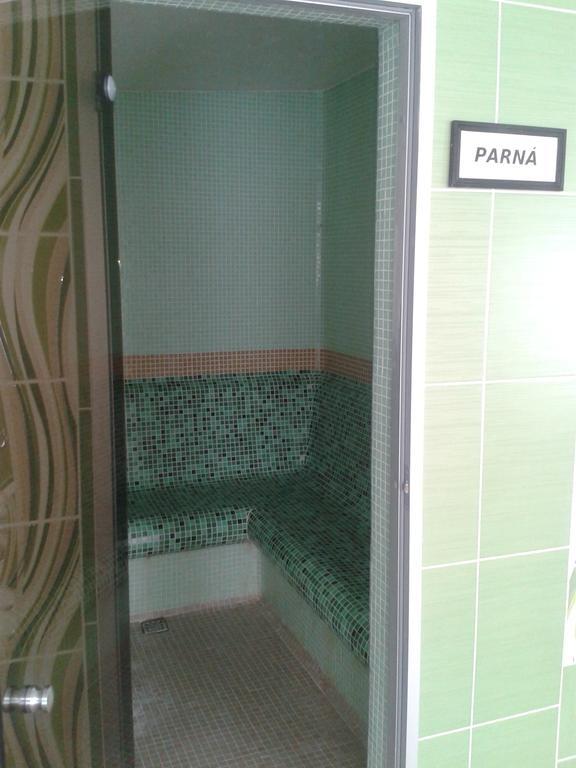 Hotel Vila Anna Trenčianske Teplice Buitenkant foto
